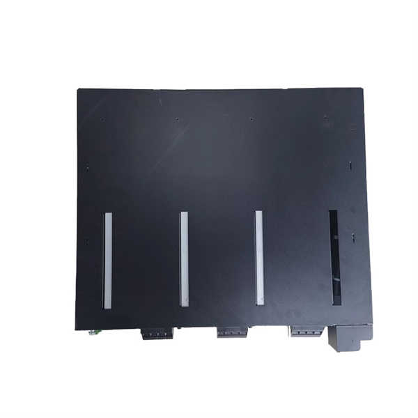Should the fiber optic transceiver be connected to the router s WAN port 
